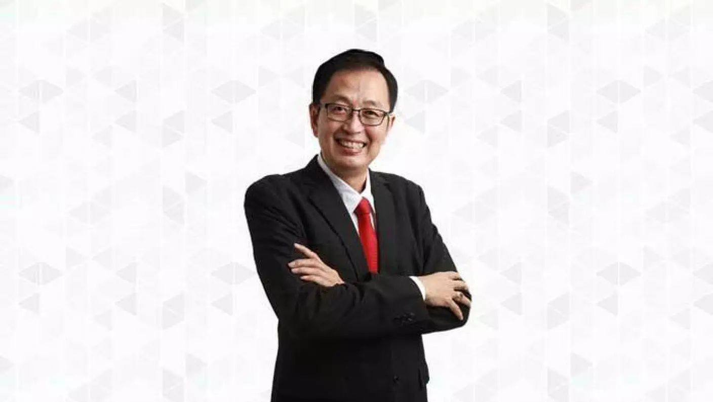 foto pak tung desem waringin